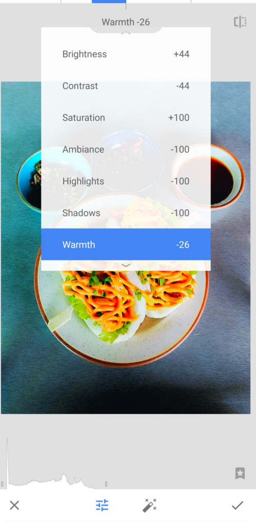 sliders to adjust background colour in Snapseed